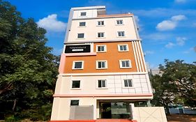 Townhouse Nanak Ram Guda Near Waverock Sez